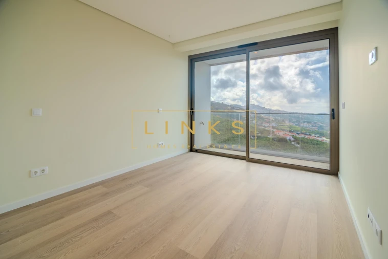 Apartamento T3 para Venda em Estreito de Camara de Lobos Foto 23