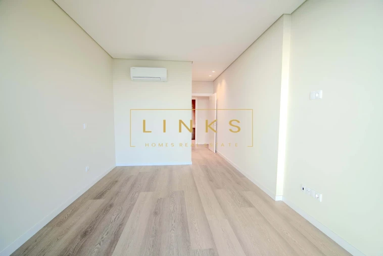 Apartamento T3 para Venda em Estreito de Camara de Lobos Foto 26