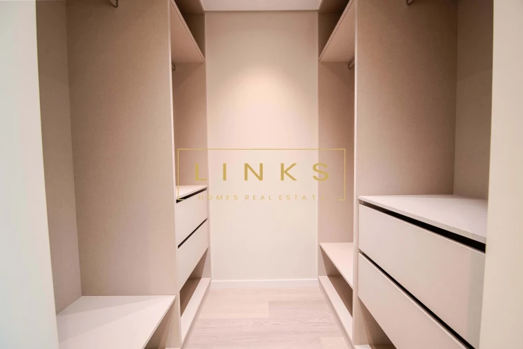 Apartamento T3 para Venda em Estreito de Camara de Lobos Foto 17