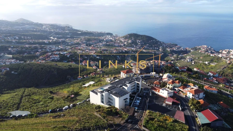 Apartamento T3 para Venda em Estreito de Camara de Lobos Foto 36