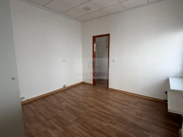 Negócio para Venda em São Domingos de Rana