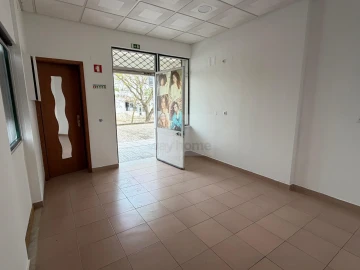 Negócio para Venda em São Domingos de Rana