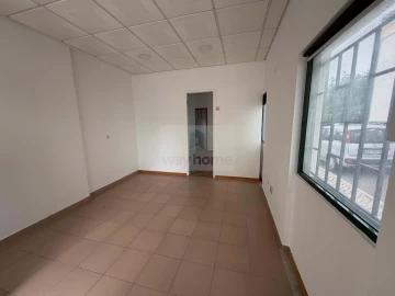 Negócio para Venda em São Domingos de Rana