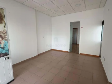 Negócio para Venda em São Domingos de Rana