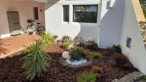 Moradia T3 para Venda em Quarteira