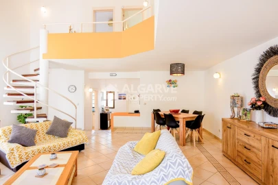 Moradia T3 para Venda em Quarteira