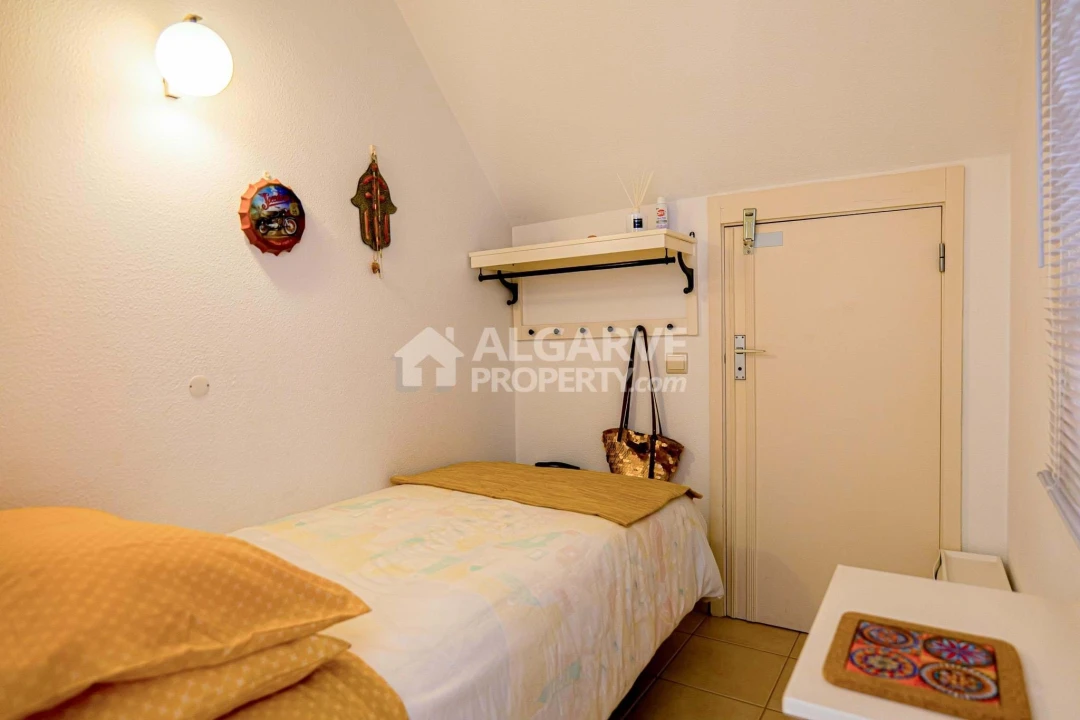 Moradia T3 para Venda em Quarteira Foto 17