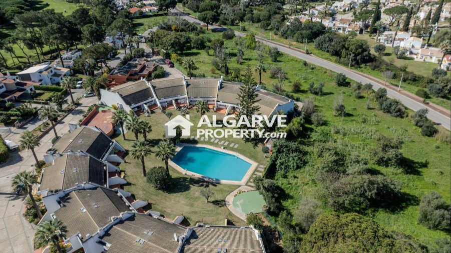 Moradia T3 para Venda em Quarteira Foto 22