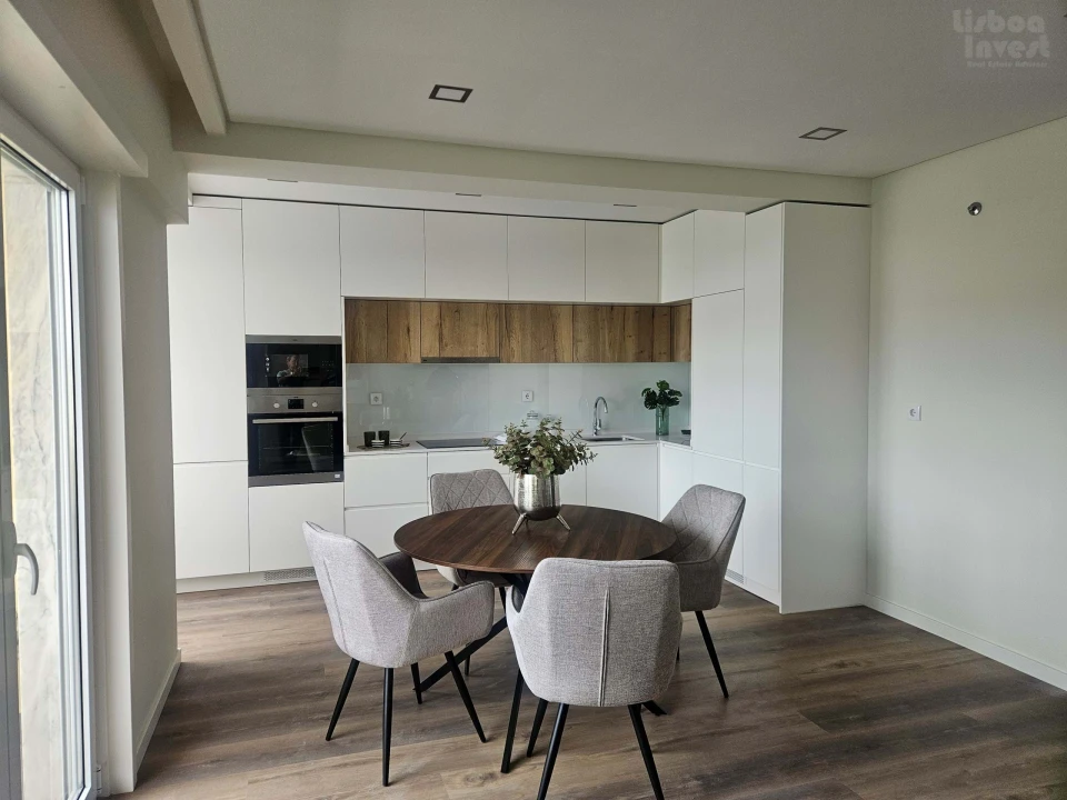 Apartamento T3 para Venda em Benfica Foto 4