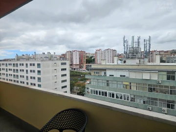 Apartamento T3 para Venda em Benfica