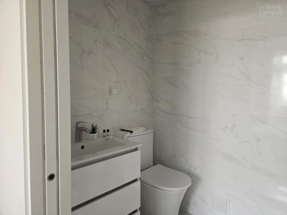 Apartamento T3 para Venda em Benfica Foto 11