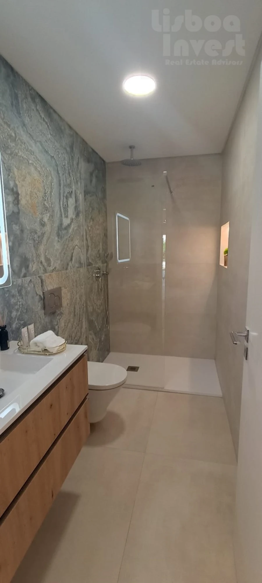 Apartamento T3 para Venda em Benfica Foto 3