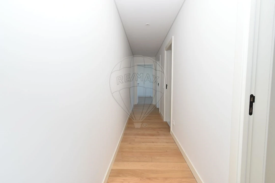 Apartamento T3 para Venda em Algés, Linda-A-Velha e Cruz Quebrada-Dafundo Foto 18