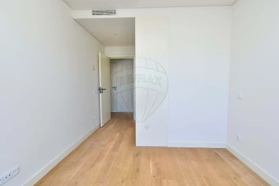 Apartamento T3 para Venda em Algés, Linda-A-Velha e Cruz Quebrada-Dafundo