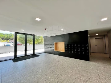 Apartamento T3 para Venda em Algés, Linda-A-Velha e Cruz Quebrada-Dafundo