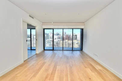 Apartamento T3 para Venda em Algés, Linda-A-Velha e Cruz Quebrada-Dafundo