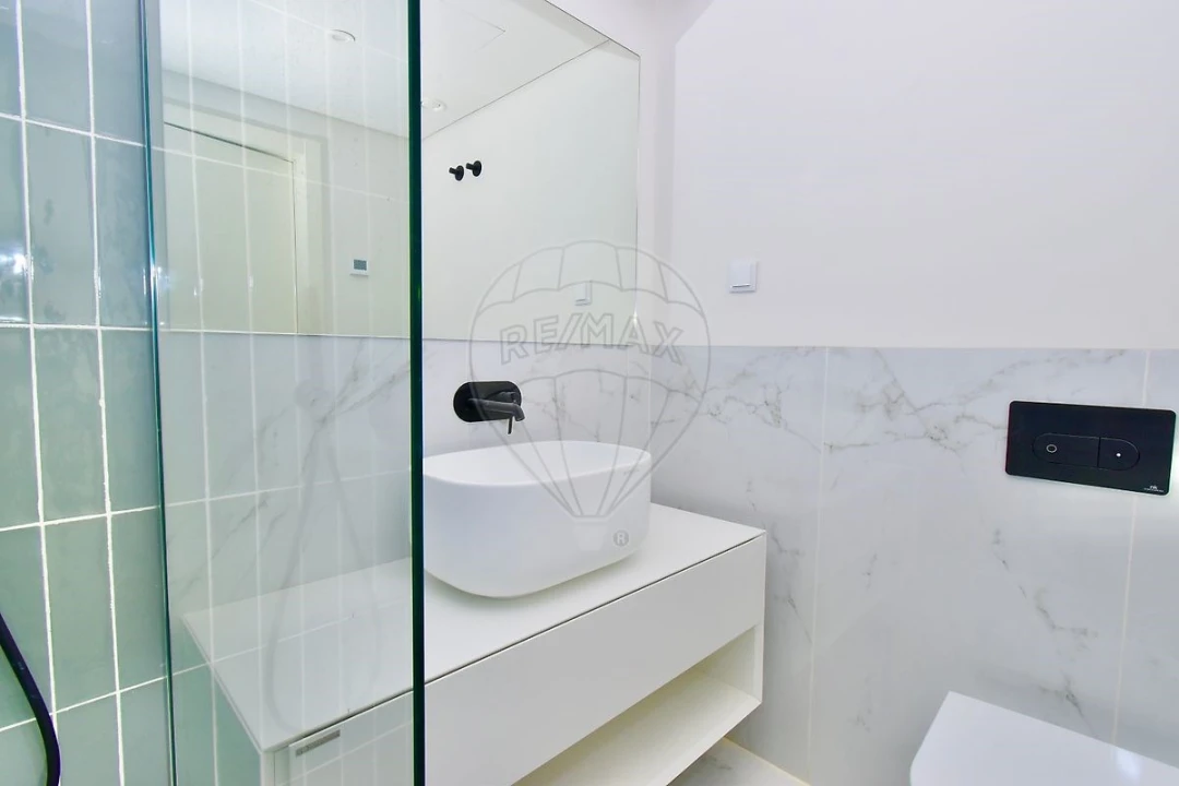 Apartamento T3 para Venda em Algés, Linda-A-Velha e Cruz Quebrada-Dafundo Foto 19