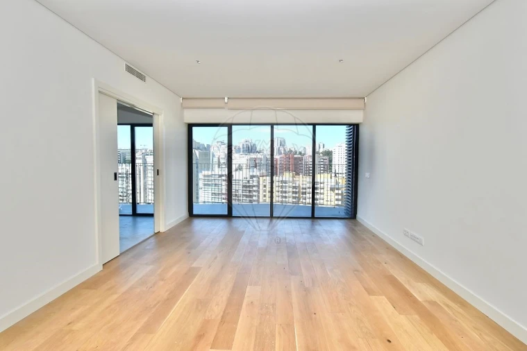 Apartamento T3 para Venda em Algés, Linda-A-Velha e Cruz Quebrada-Dafundo Foto 3