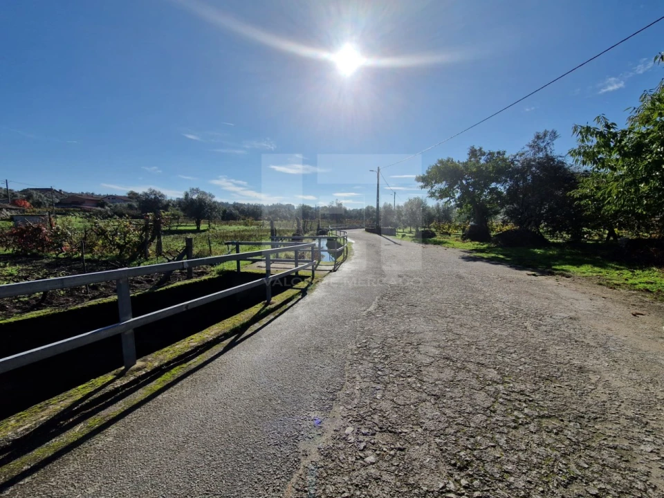 Moradia T3 para Venda em Couto de Baixo e Couto de Cima Foto 6