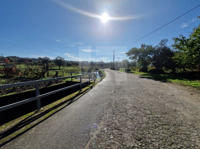 Moradia T3 para Venda em Couto de Baixo e Couto de Cima Foto 6
