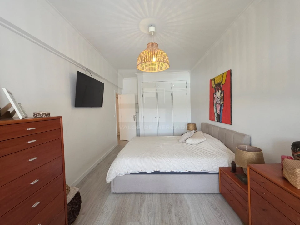 Apartamento T2 para Venda em Carnaxide e Queijas Foto 15