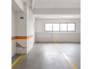 Apartamento T2 para Venda em Carnaxide e Queijas