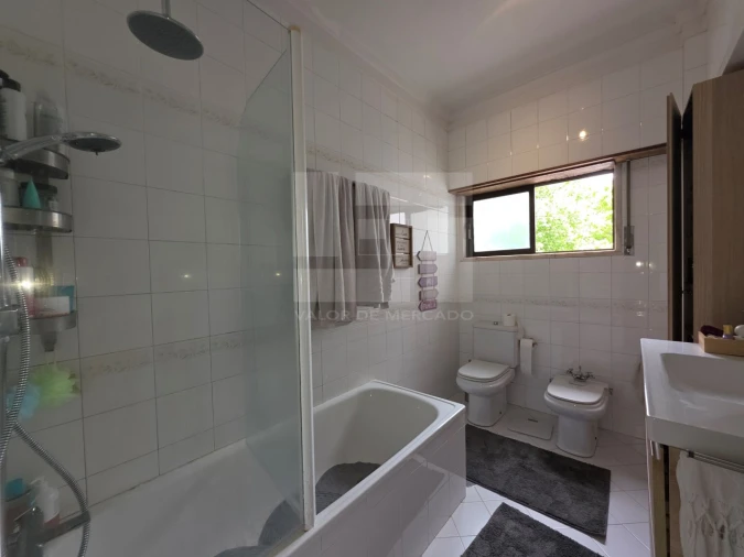 Apartamento T2 para Venda em Carnaxide e Queijas Foto 17