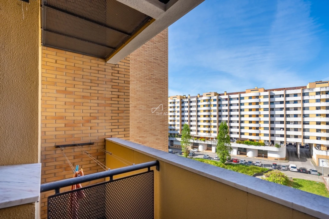 Apartamento T4 para Venda em Loures Foto 13