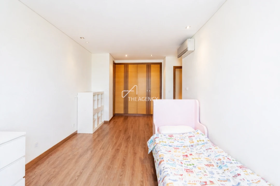 Apartamento T4 para Venda em Loures Foto 20