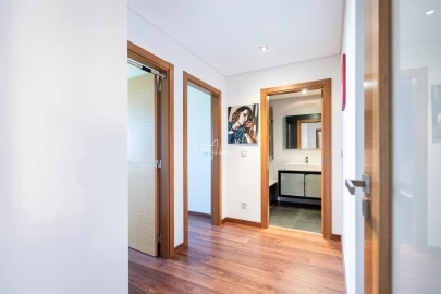 Apartamento T4 para Venda em Loures