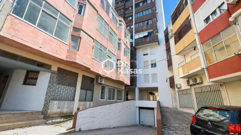 Negócio para Venda em Alto do Seixalinho, Santo André e Verderena