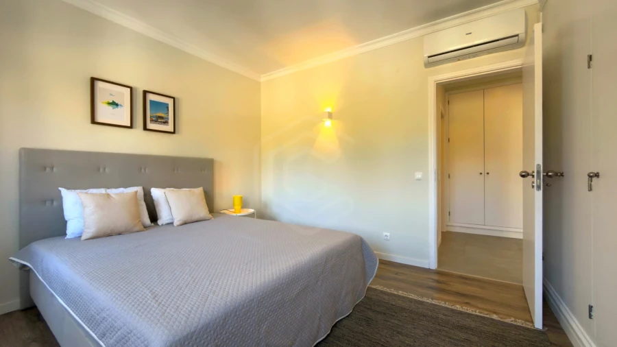 Moradia T4 para Venda em Quarteira Foto 15