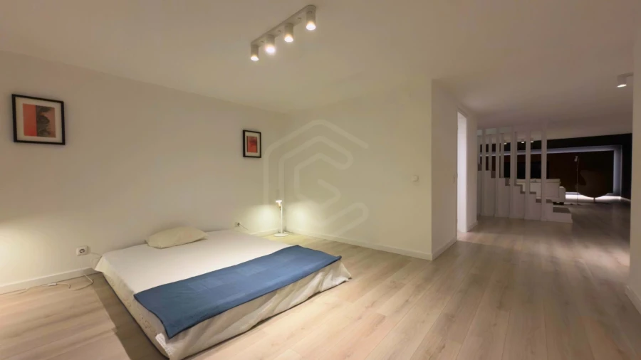 Moradia T4 para Venda em Quarteira Foto 26