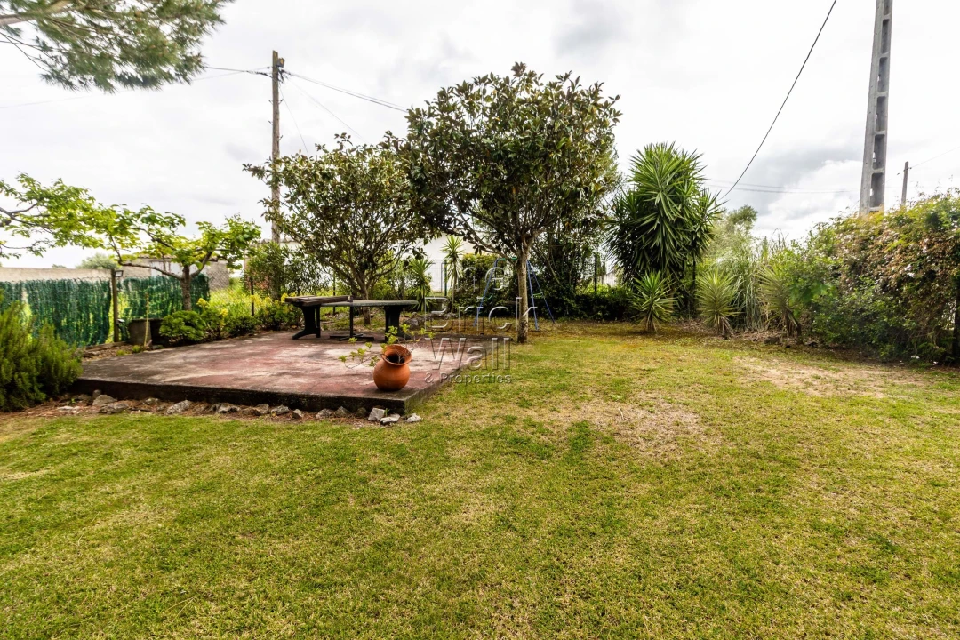 Moradia T2 para Venda em Almoster Foto 6