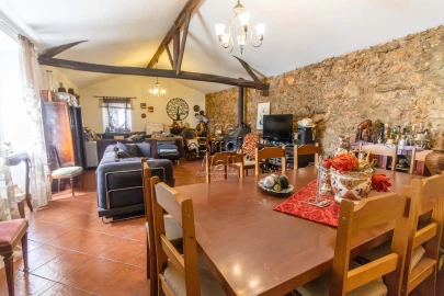 Moradia T2 para Venda em Almoster