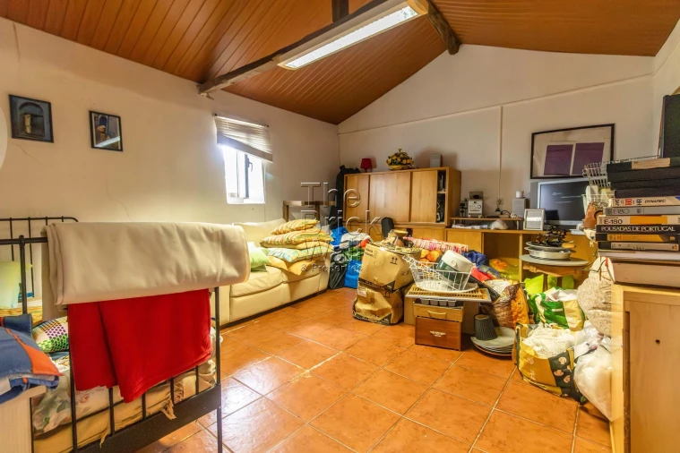 Moradia T2 para Venda em Almoster Foto 13