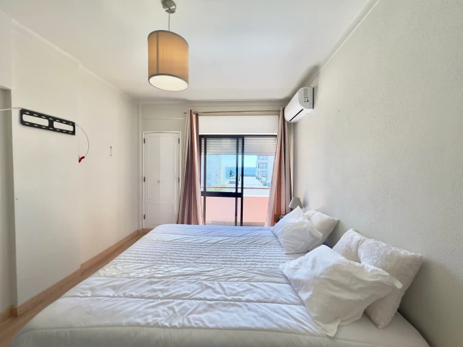 Apartamento T2 para Venda em Quarteira Foto 2