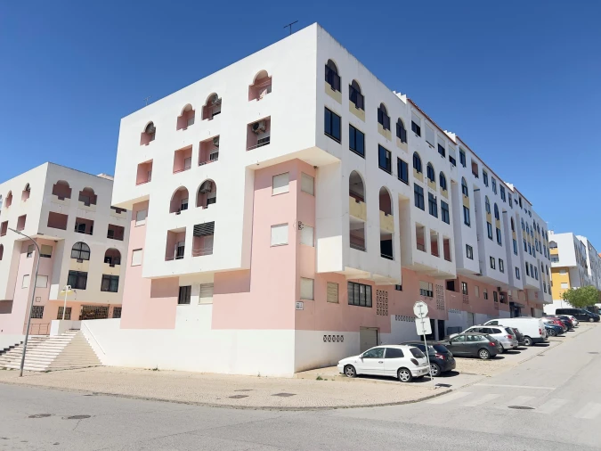 Apartamento T2 para Venda em Quarteira Foto 15