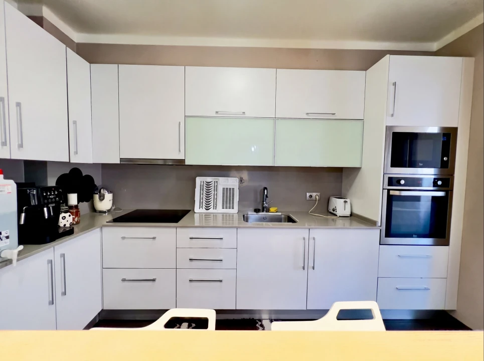 Apartamento T2 para Venda em Quarteira Foto 8