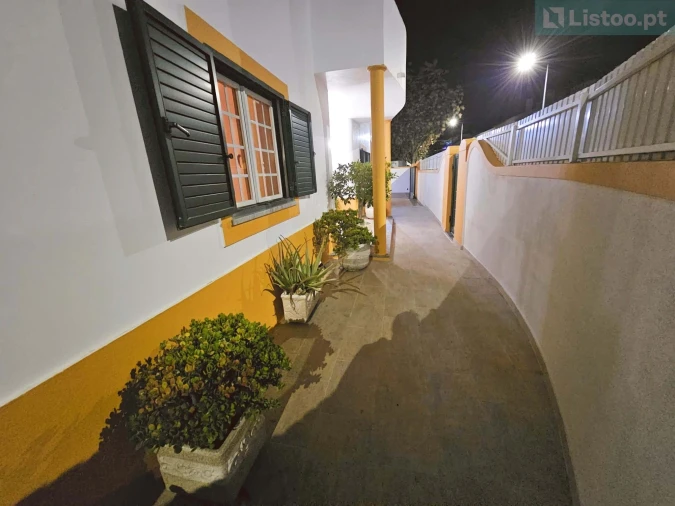 Moradia T4 para Venda em Beja (Salvador e Santa Maria da Feira) Foto 3