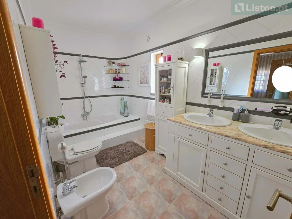 Moradia T4 para Venda em Beja (Salvador e Santa Maria da Feira) Foto 52