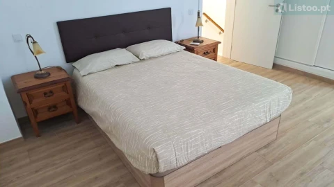 Moradia T3 para Venda em Quelfes