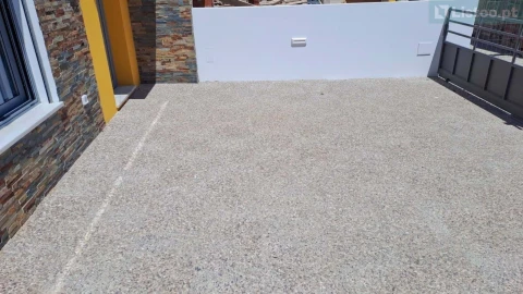 Moradia T3 para Venda em Quelfes