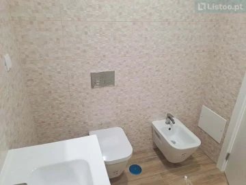 Moradia T3 para Venda em Quelfes