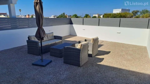 Moradia T3 para Venda em Quelfes