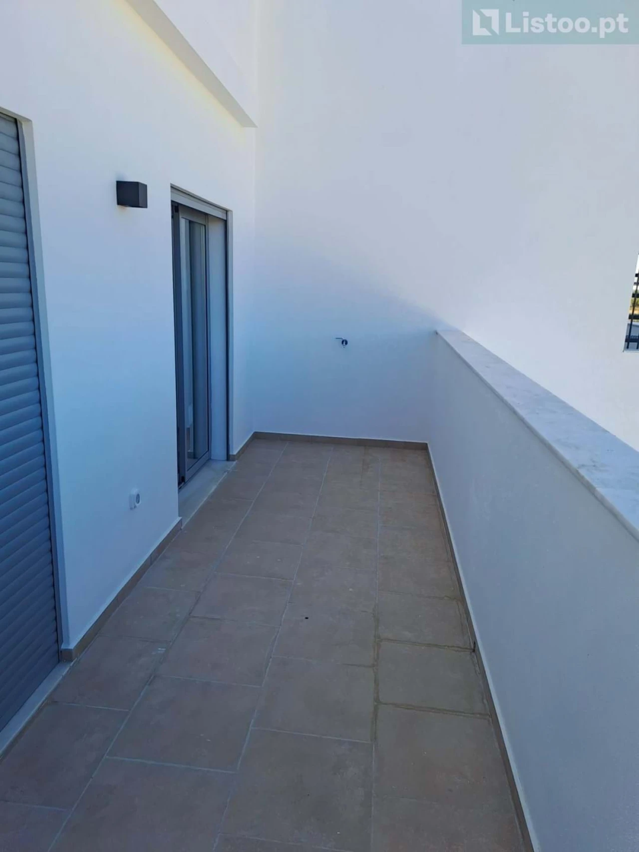 Moradia T3 para Venda em Quelfes Foto 16