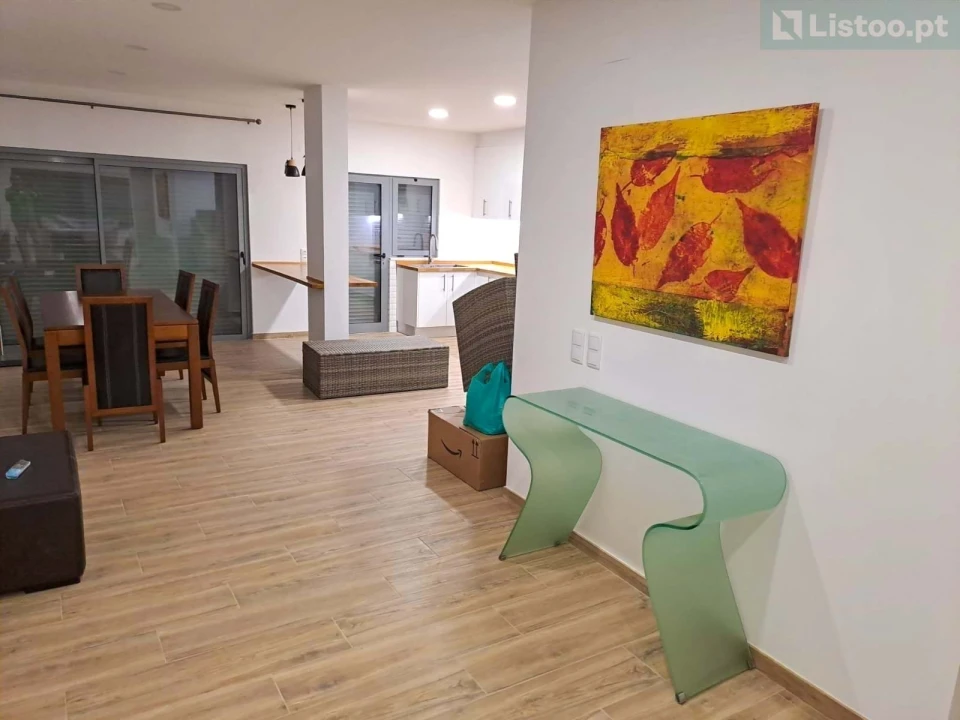 Moradia T3 para Venda em Quelfes Foto 32