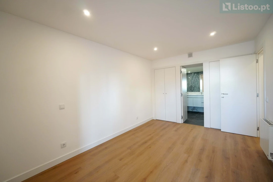 Apartamento T2 para Venda em Cascais e Estoril Foto 9