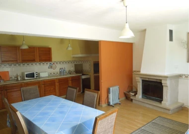 Moradia T11 para Venda em Seixal