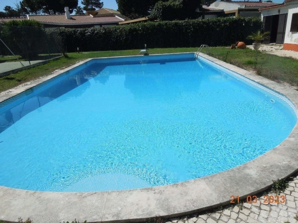 Moradia T11 para Venda em Seixal Foto 8